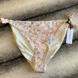 WeWoreWhat Amber Bow Antique Rug Swim Bikini Bottoms